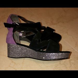 Girls sandals